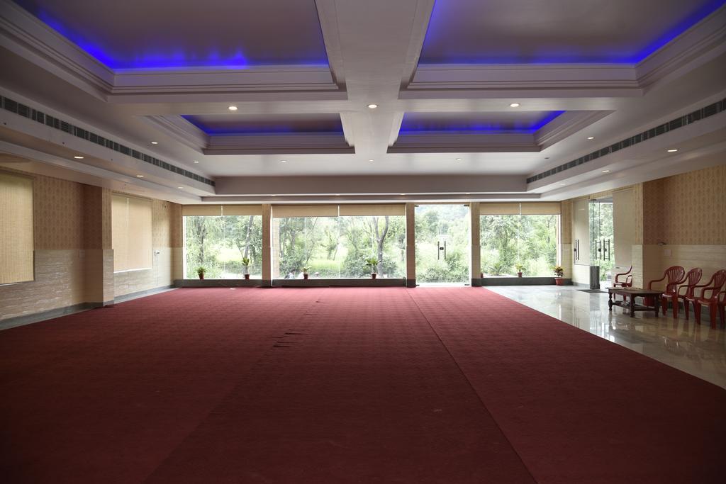 Hill Paradise Hotel Nagchala Exterior photo